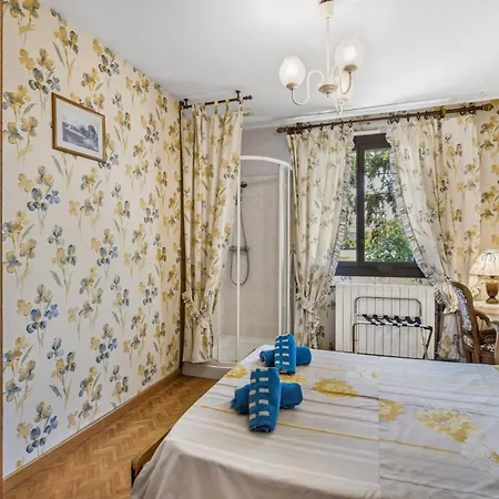Bed & Breakfast Chez Daniel Et Zdenka 3*