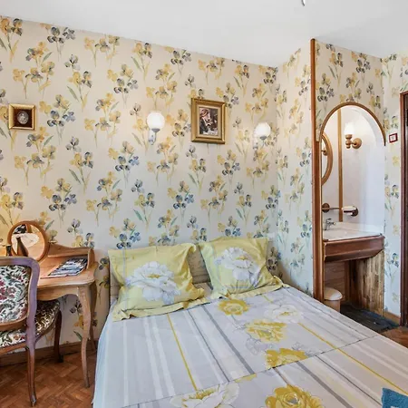 Bed & Breakfast Chez Daniel Et Zdenka Villars-les-Dombes
