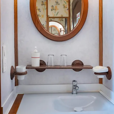 Chez Daniel Et Zdenka Bed & Breakfast Villars-les-Dombes